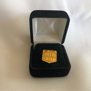 Rite Aid Pharmacy 20 Year Service Pin - Gold Version